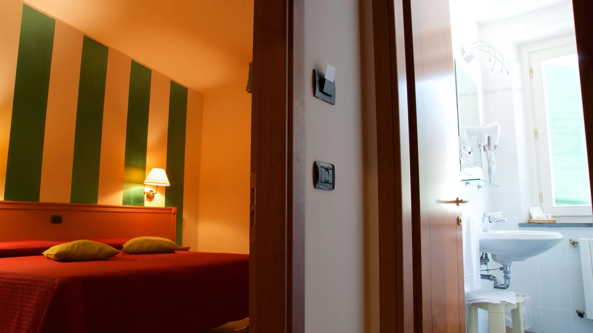 Soggiornare a Lucca con Bambini: 4 Hotel per Famiglie a Confronto
